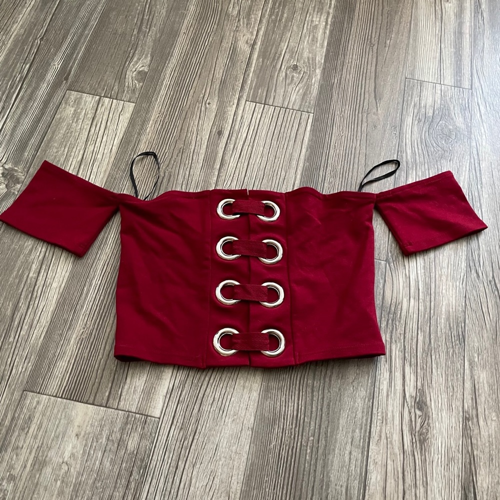 NWOT Red crop top✨